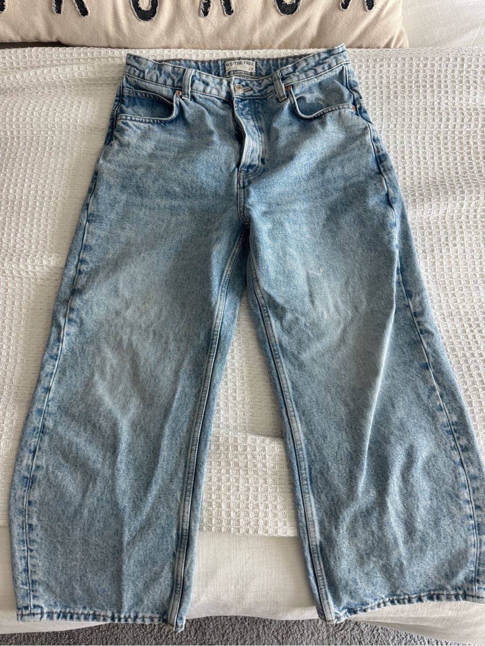 Light Blue Womn's Relaxed Straight Jeans